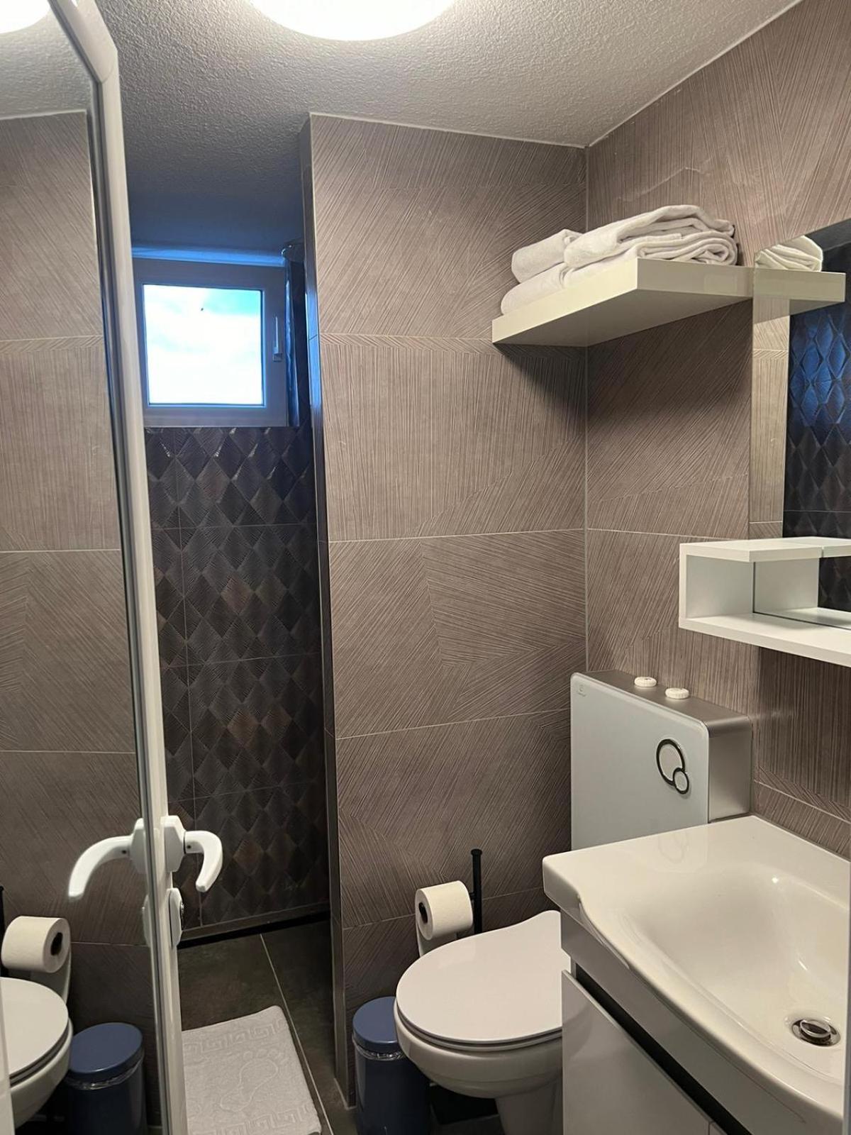 Dido Diamond Hotel Dietzenbach Exteriör bild