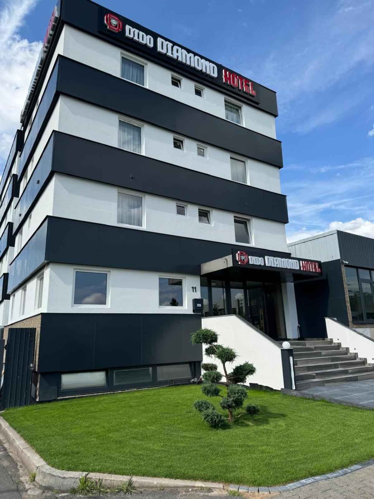 Dido Diamond Hotel Dietzenbach Exteriör bild